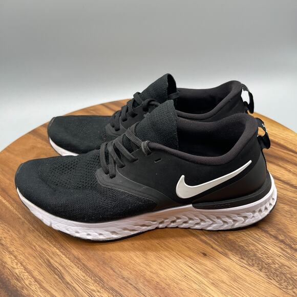 Nike Odyssey React Flyknit 2 Shoes Womens 9 Black White Running Comfort Walking - Picture 3 of 8
